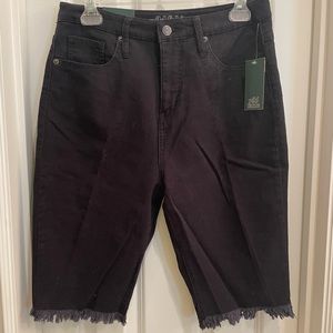 NWT Bermuda shorts